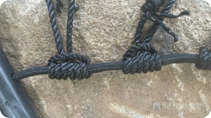 The author's paracord ridgeline showing a closeup of the prusik knot