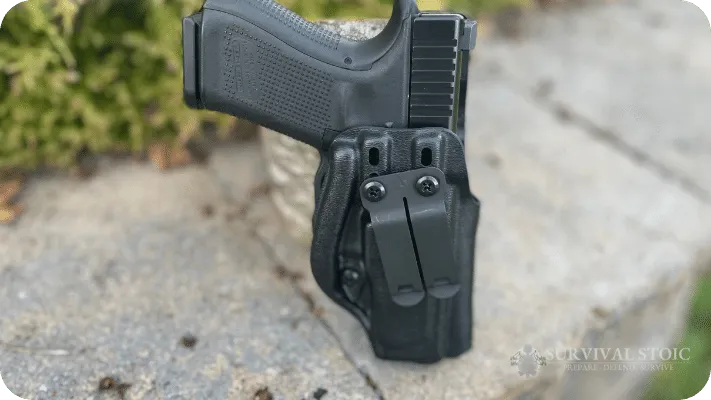 The Author's Harry’s Holsters Infiltrator IWB Holster and Glock 19