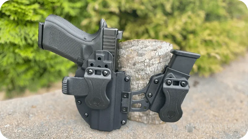 Jason's Alien Gear Photon holster with the mag side car attached