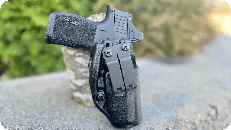 Harry's holsters Infiltrator holster with the Sig P365